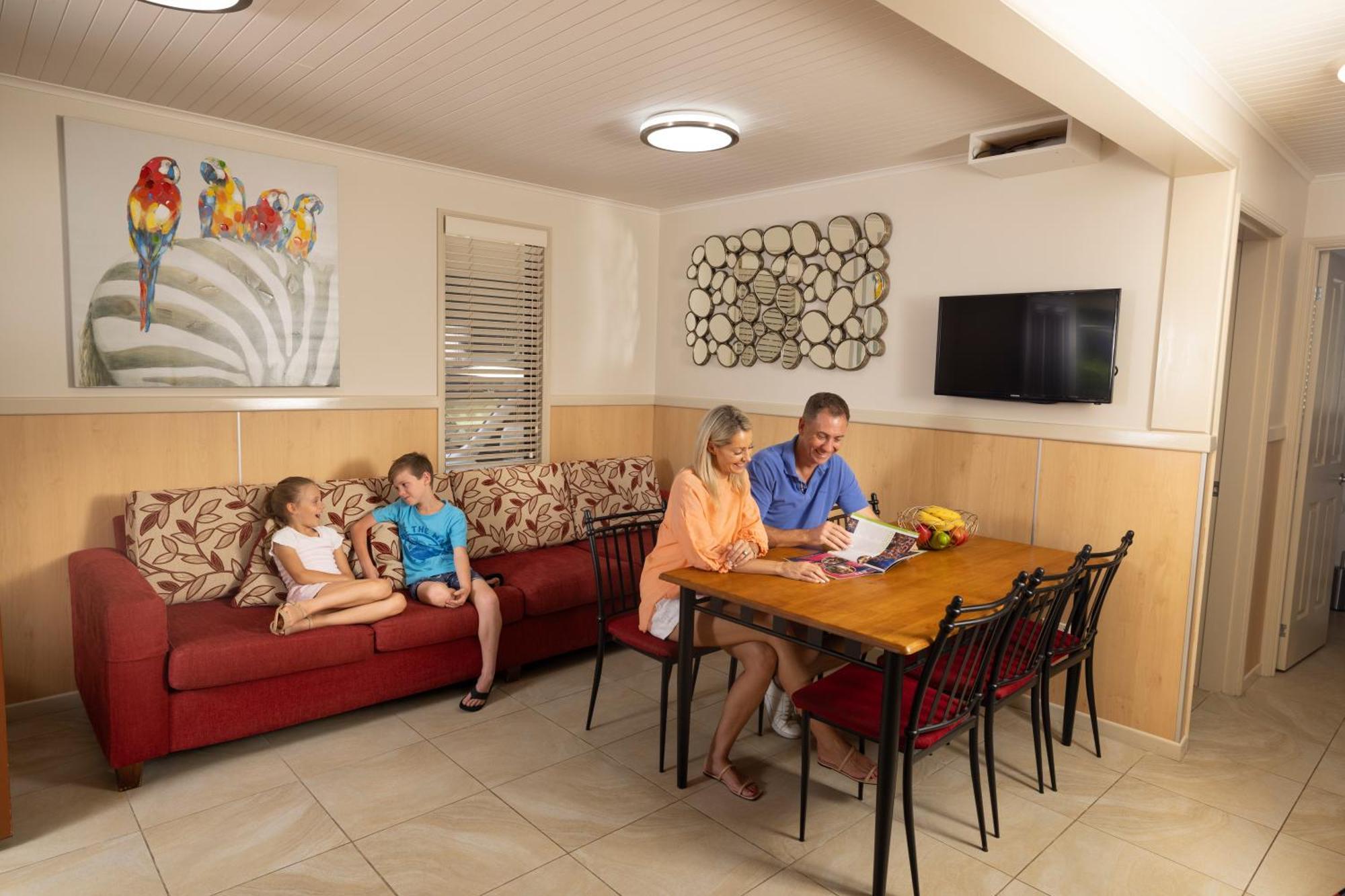 Ashmore Palms Holiday Village Gold Coast Kültér fotó